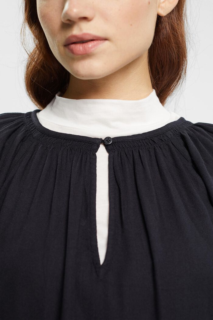 Flowing blouse, LENZING™ ECOVERO™, BLACK, detail image number 3