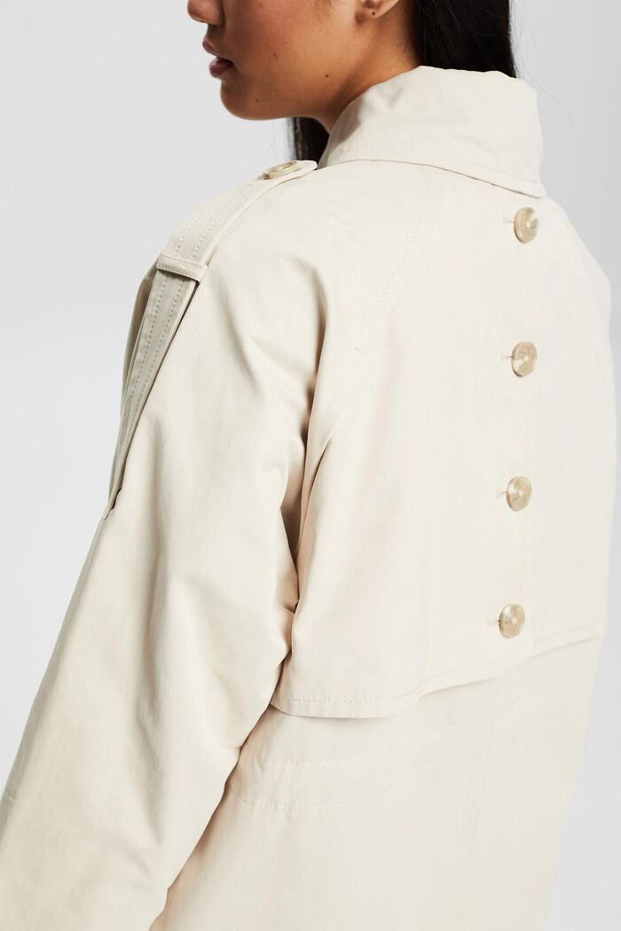 Modern trench coat made of blended cotton, SAND, detail image number 2