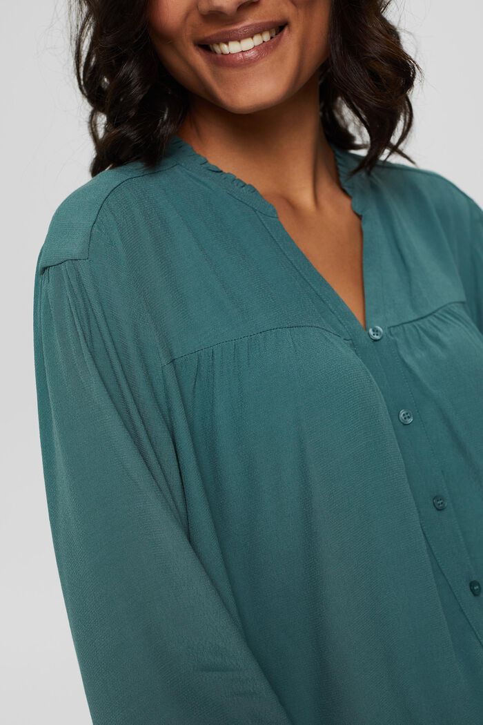 Henley blouse with frills, LENZING™ ECOVERO™, TEAL BLUE, detail image number 2