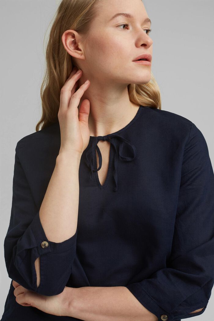 Linen: Blouse with ties, NAVY, overview