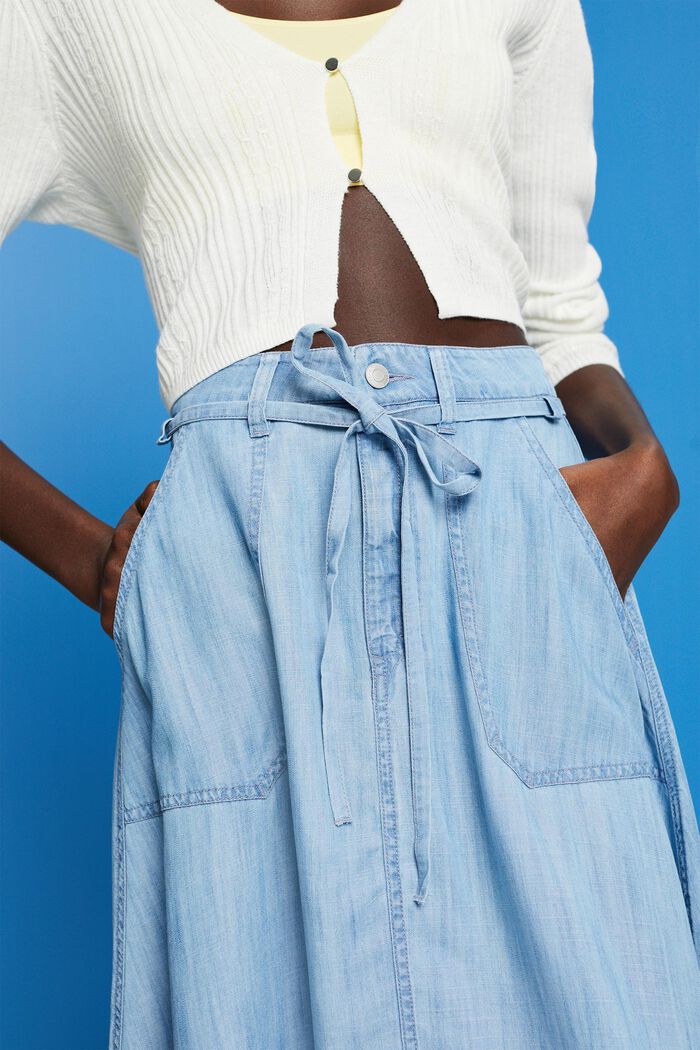 Made of TENCEL™: Denim-look midi skirt, BLUE LIGHT WASHED, detail image number 2