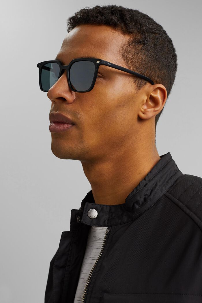 Square sunglasses with plastic frames, BLACK, detail image number 2