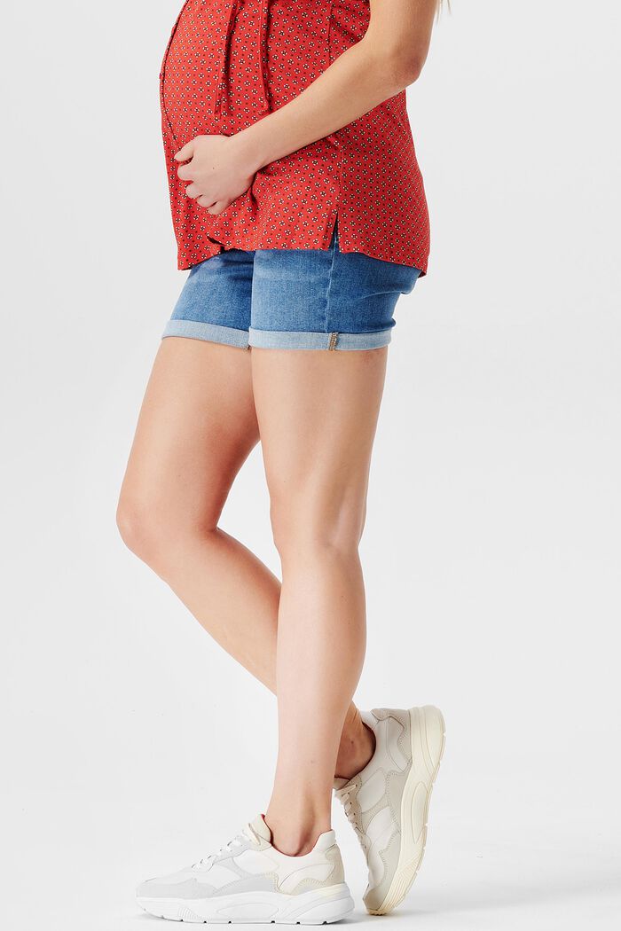 Denim shorts with over-the-bump waistband, MEDIUM WASHED, detail image number 3