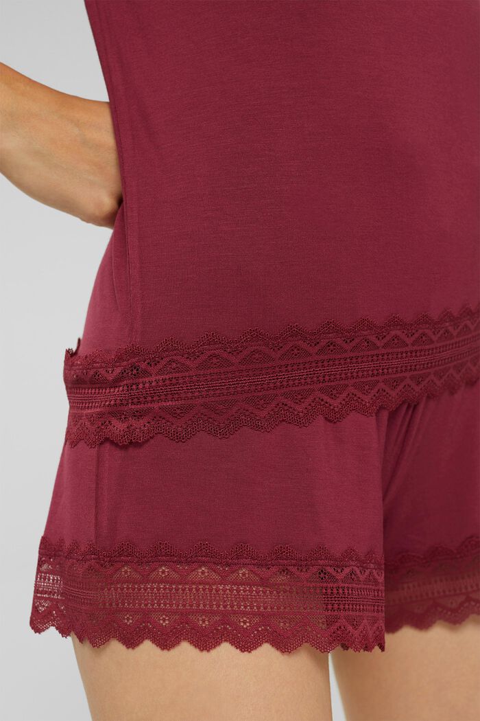 Short jersey pyjamas in LENZING™ ECOVERO™, DARK RED, detail image number 3