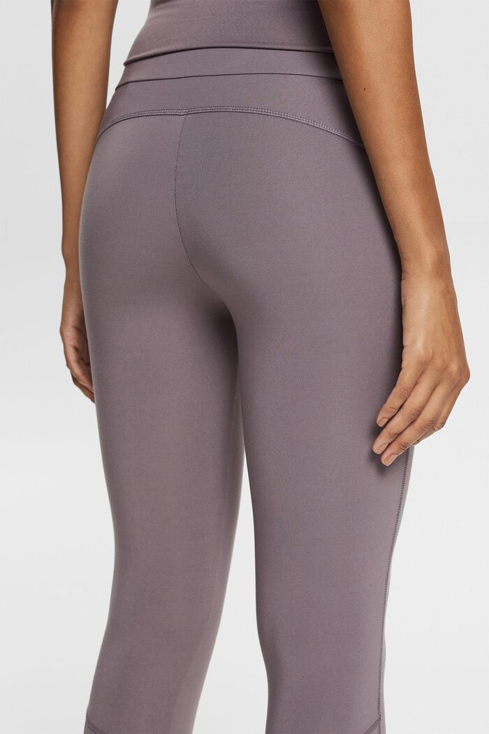 Recycled: capri leggings with an E-DRY finish, TAUPE, detail image number 5