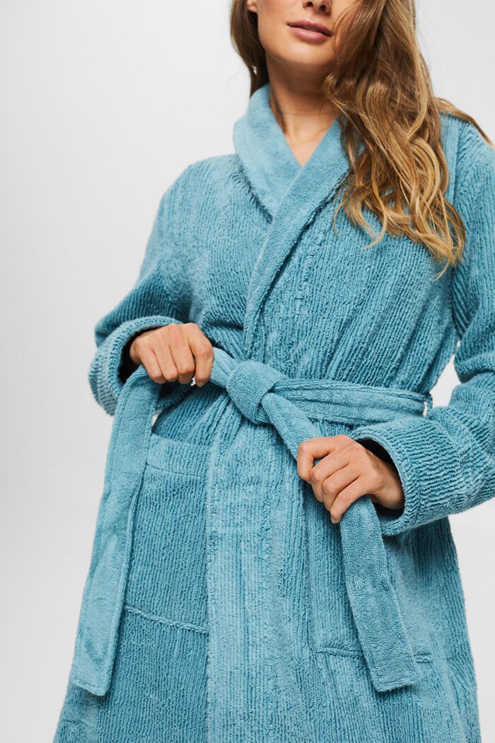Ribbed-effect bathrobe, COSMOS, detail image number 0