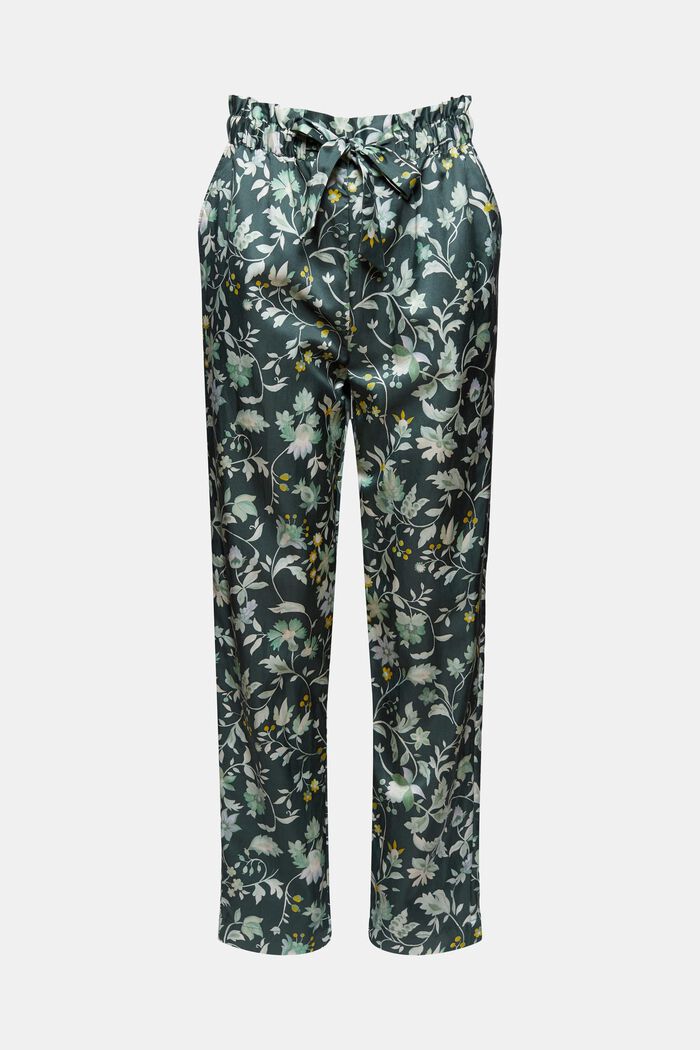 With silk: pyjama bottoms with a paperbag waistband