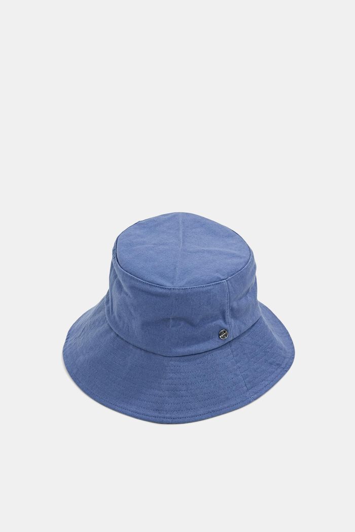 Bucket hat made of 100% cotton