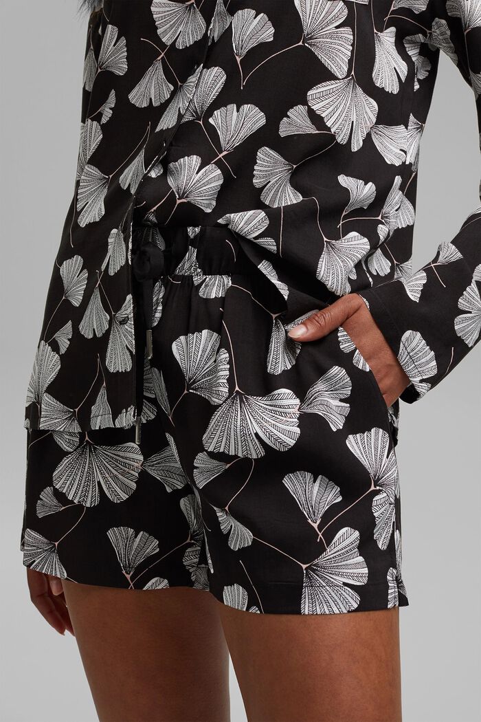 Pyjamas with a gingko print, LENZING™ ECOVERO™, BLACK, detail image number 3