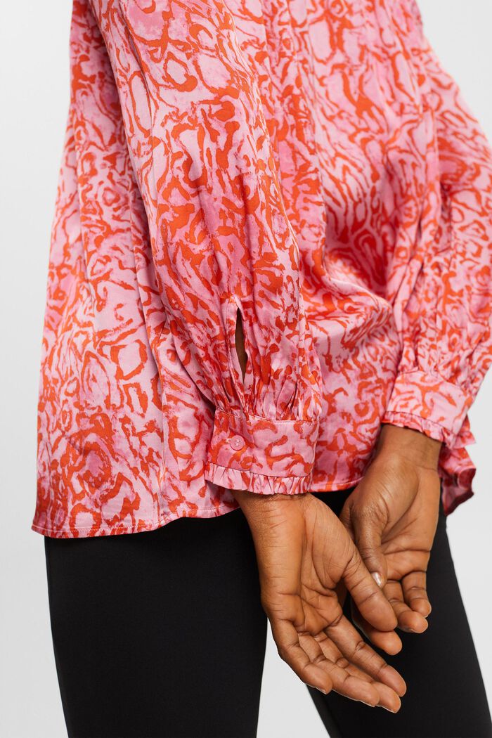 Patterned satin blouse with ruffled edges, PINK, detail image number 4