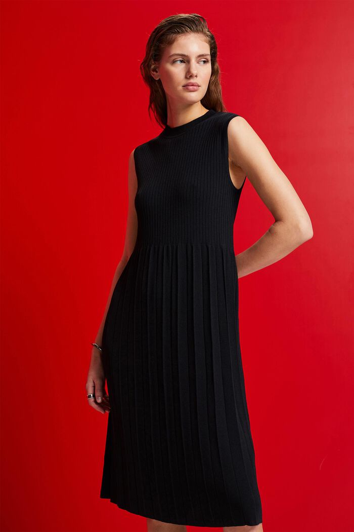 Pleated and sleeveless maxi dress with crewneck, BLACK, detail image number 4