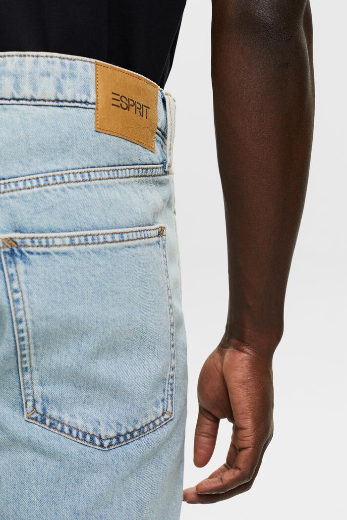Mid-Rise Relaxed Denim Shorts, BLUE LIGHT WASHED, detail image number 4