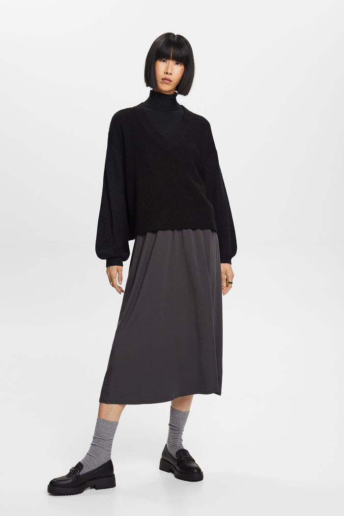 V-neck jumper, wool blend, BLACK, detail image number 0