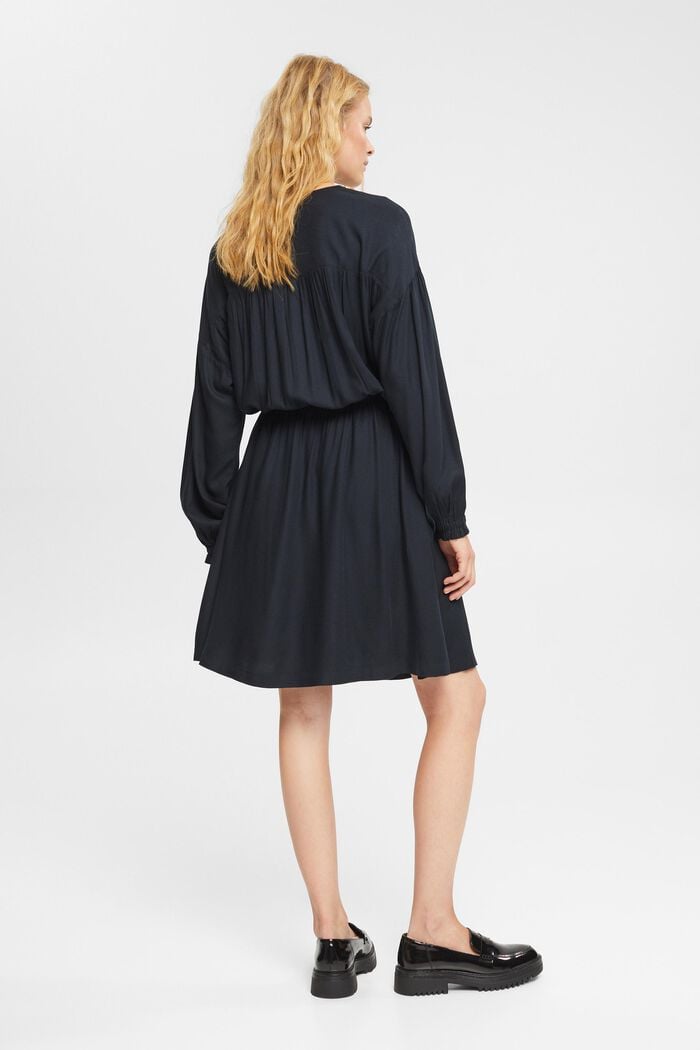 Elasticated waist dress, LENZING™ ECOVERO™, BLACK, detail image number 4