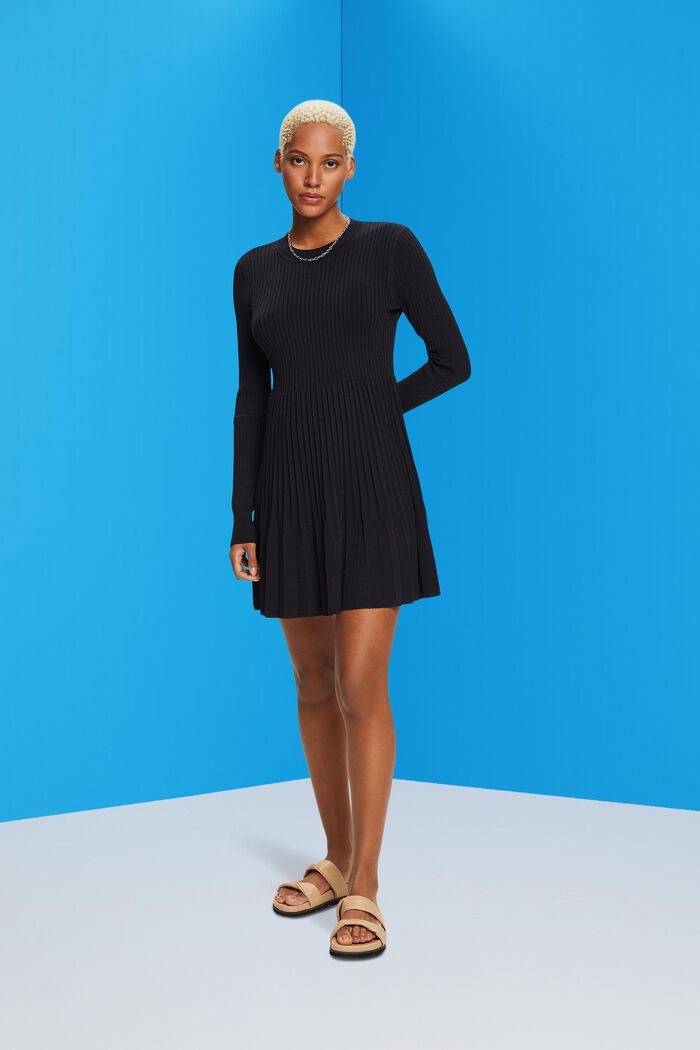 Pleated mini dress with long-sleeves & crewneck, BLACK, detail image number 4