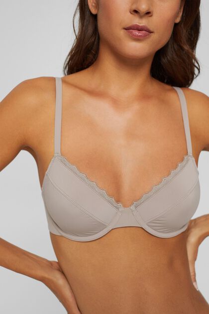 Underwire bra with lace