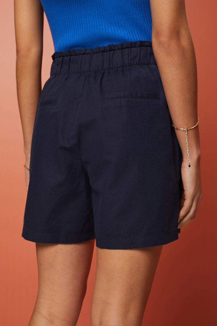 Shorts with a tie belt, cotton-linen blend, NAVY, detail image number 4